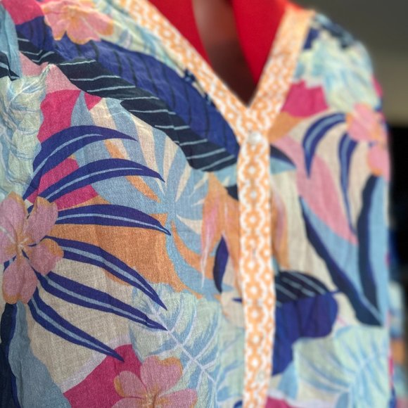 Canary Isles Top Sundance - Picture 5 of 6